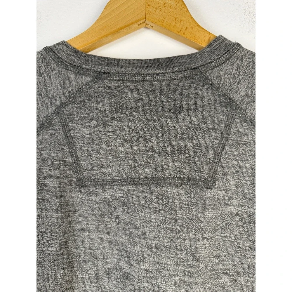 The North Face Copperwood Crewneck Raglan Long Sleeve Gray Men's Small Logo